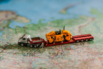 Перевозка дорожно-строительной техники